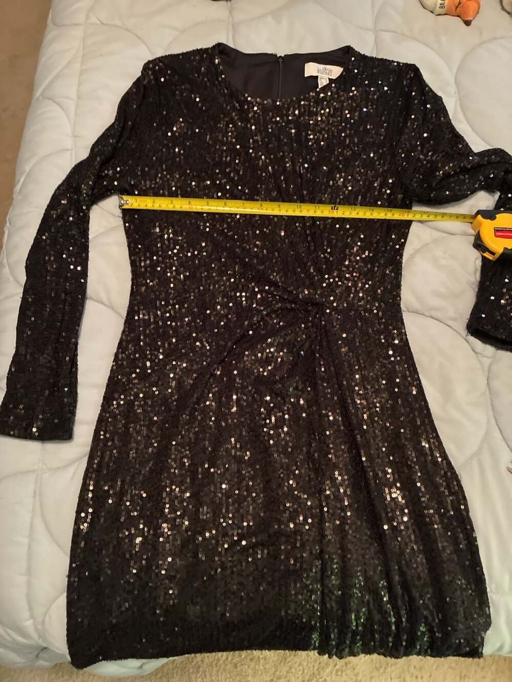 Belle Badgley Mischka Dress Size 10 Black Sequin Long Sleeve A813